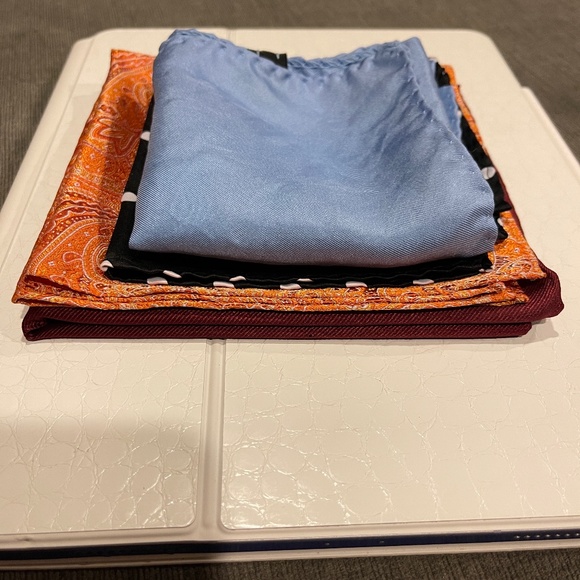 Four (4) Pocket Squares For Sale - Picture 1 of 2